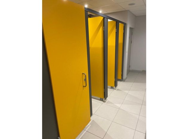 Key considerations when planning a new school washroom